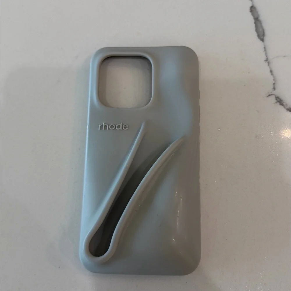 rhode skin Lip Case for iPhone 15 Pro in Light Gray